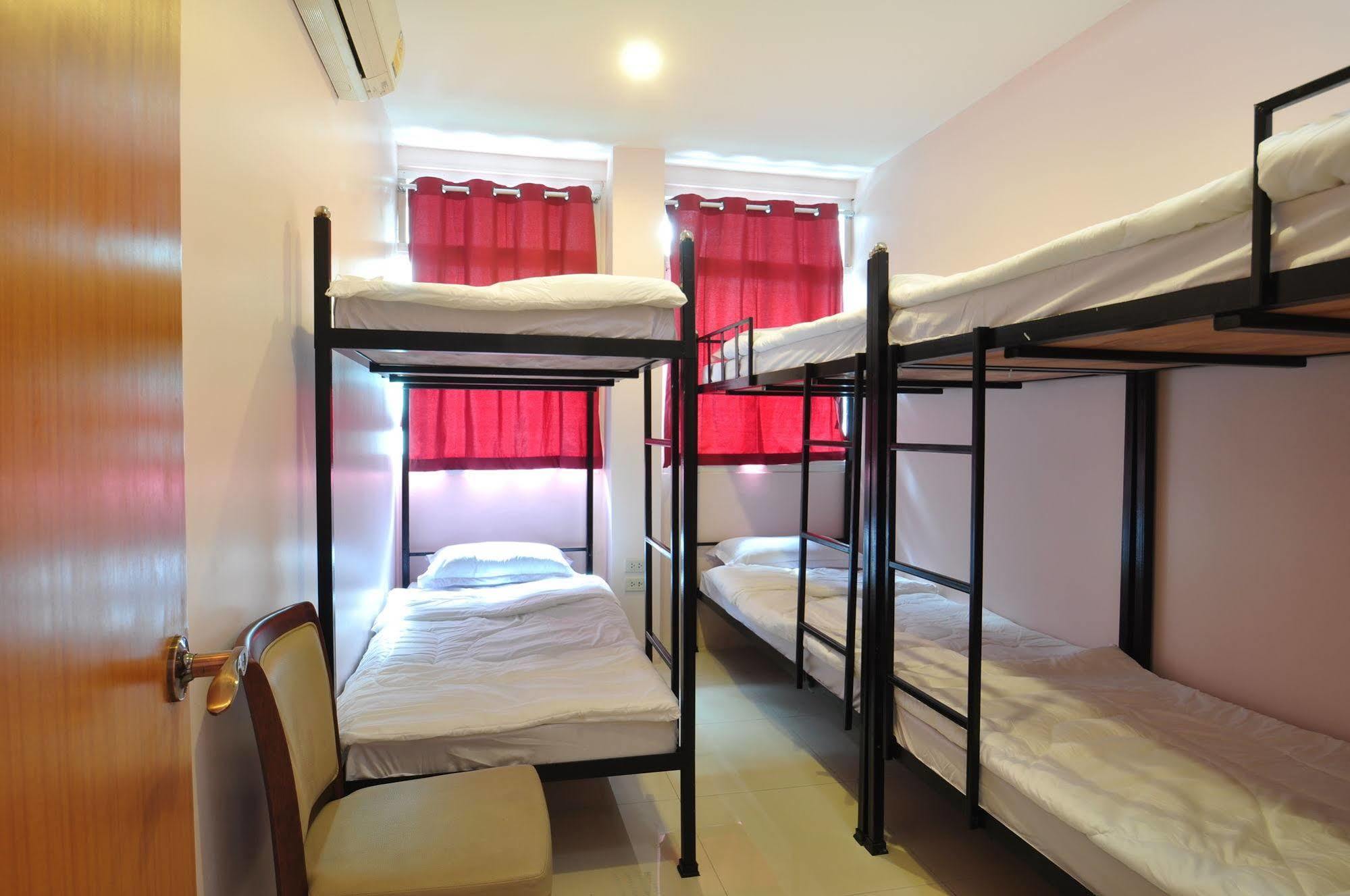Orchid Hostel Bangkok Exterior foto